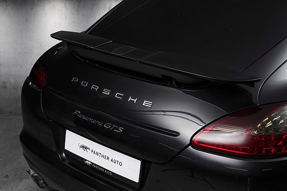 Porsche Panamera 8 of 30