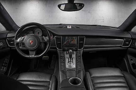Porsche Panamera 29 of 30