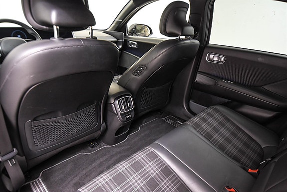 Hyundai Ioniq 6 27 of 30