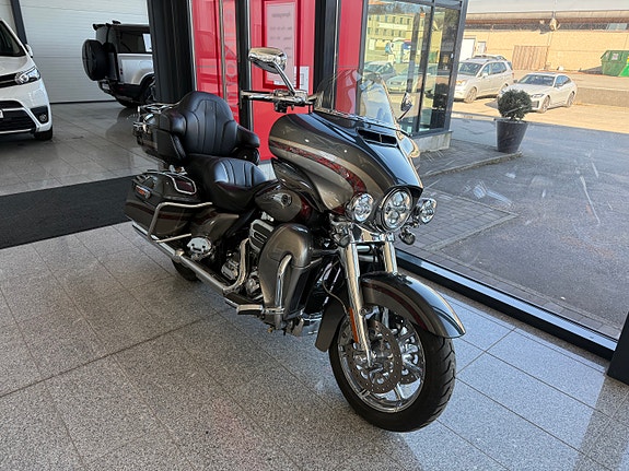 Harley-Davidson FLHTKSE CVO Ultra Limited