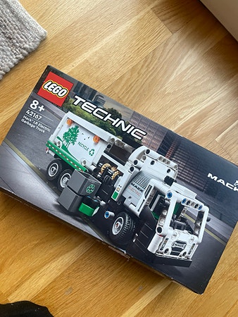 LEGO Technic søppelbil lastebil 42167 - UÅPNET.