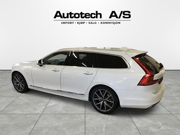 Volvo V90 3 of 17