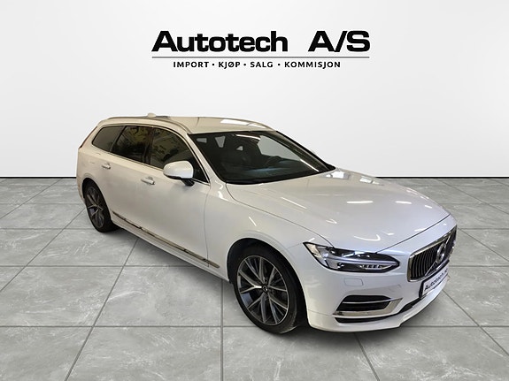Volvo V90 2 of 17