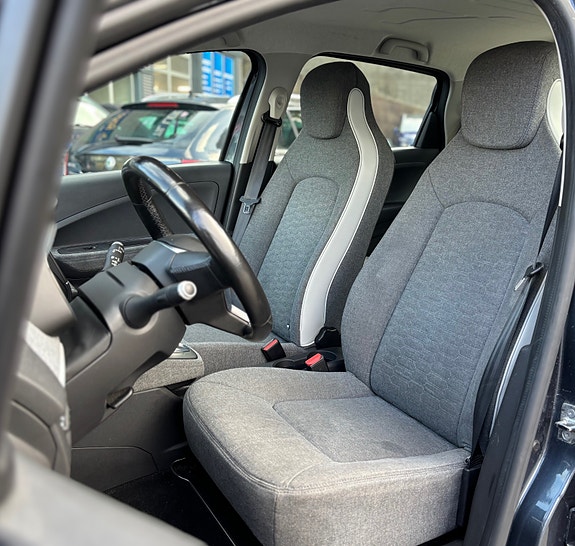 Renault Zoe 10 of 13