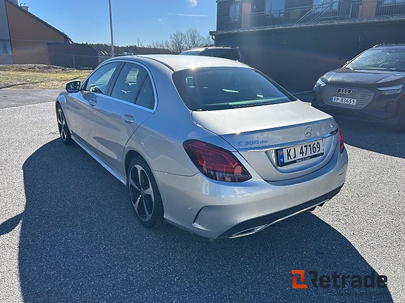 Mercedes-Benz C300 de 3 of 5