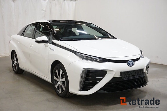 Toyota Mirai 4 of 5