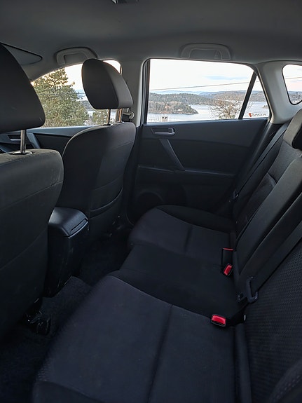 Mazda 3 9 of 17