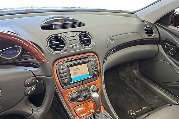 Mercedes-Benz SL500 13 of 24