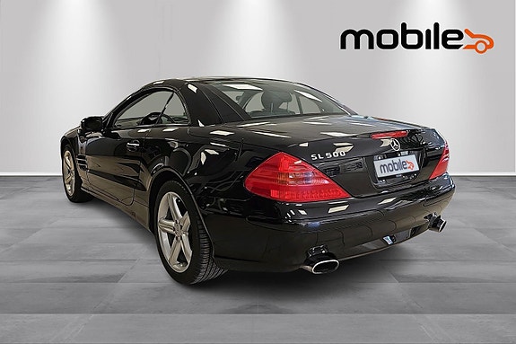 Mercedes-Benz SL500 21 of 24
