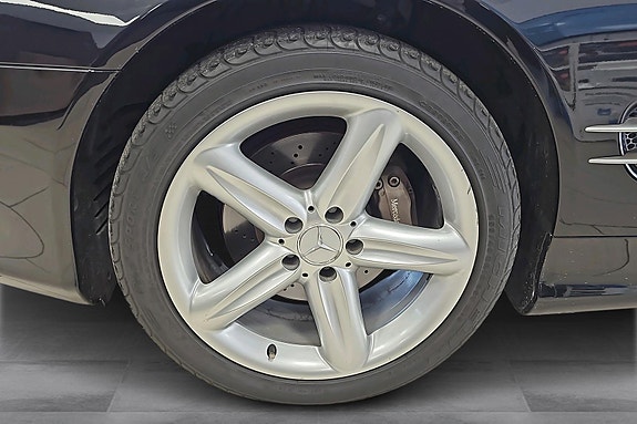 Mercedes-Benz SL500 24 of 24