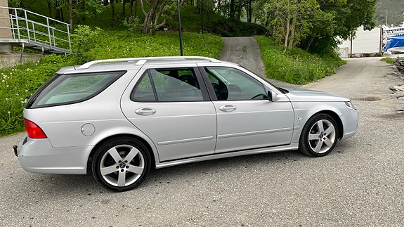 Saab 9-5 3 of 5