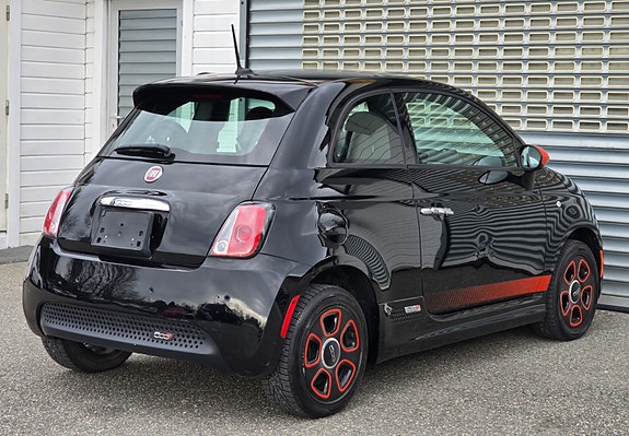 Fiat 500e 8 of 29