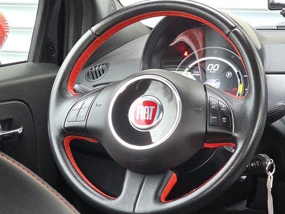 Fiat 500e 14 of 29
