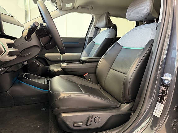 Kia EV4 5 of 17