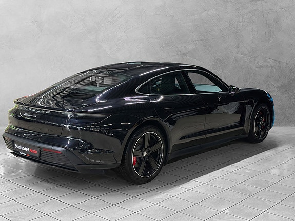 Porsche Taycan 7 of 30