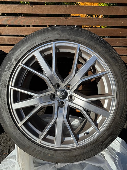 Product image 8 of 9