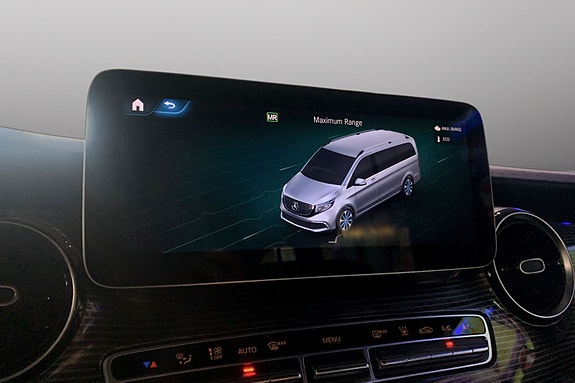 Mercedes-Benz EQV300 14 of 21
