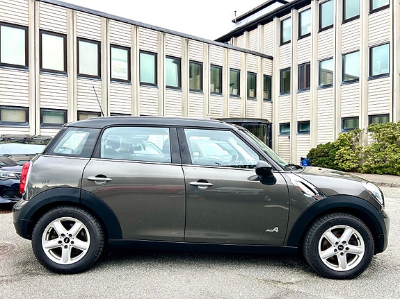 MINI Countryman Cooper D 3 of 5
