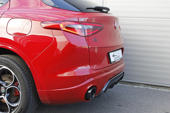 Alfa Romeo Stelvio 11 of 30