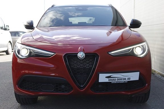 Alfa Romeo Stelvio 7 of 30