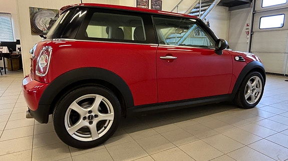 MINI One 13 of 30