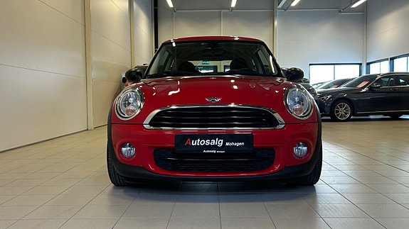 MINI One 8 of 30