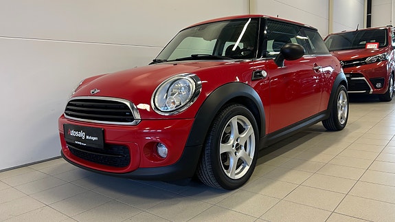 MINI One 4 of 5