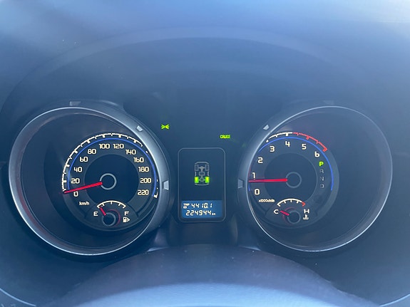 Mitsubishi Pajero 18 of 30