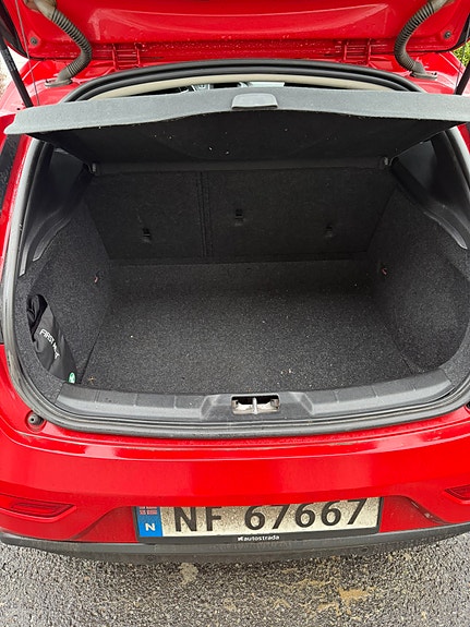 Volvo V40 16 of 24