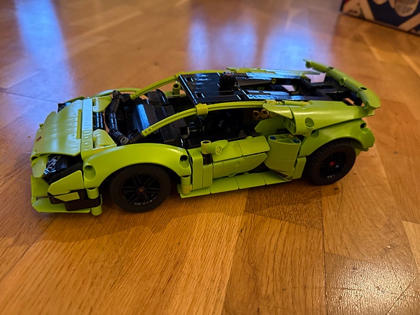 Komplett lego technic bil 42161