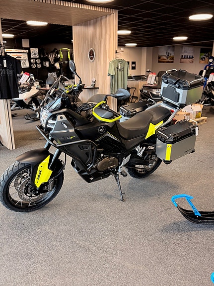 QJ Motor SVT 650X Alu. koff/Varme/V-twin/Dekktrykk/5 år garanti 4 of 5