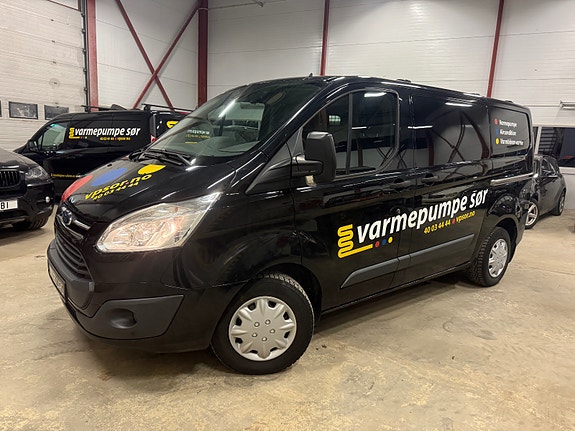 Ford Transit Custom 290L 2 of 5
