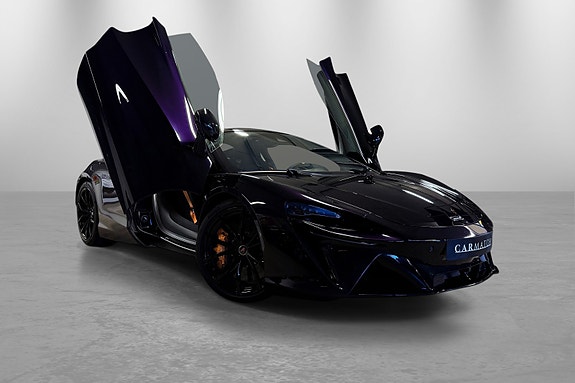 McLaren Artura 5 of 30