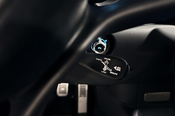 McLaren Artura 22 of 30