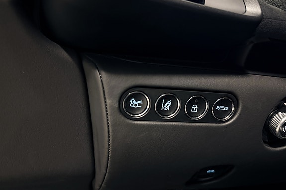 McLaren Artura 21 of 30