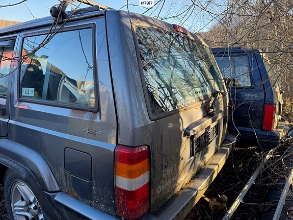 Jeep Cherokee 9 of 24