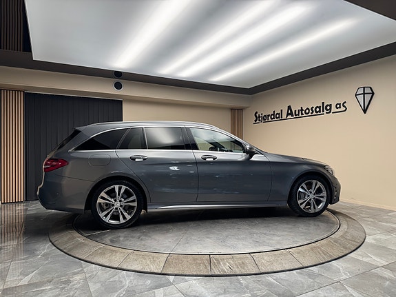 Mercedes-Benz C220 d 6 of 30