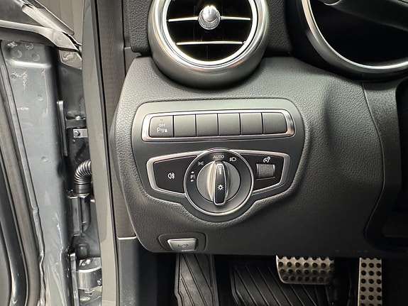 Mercedes-Benz C220 d 17 of 30