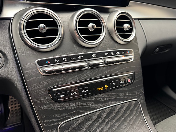 Mercedes-Benz C220 d 26 of 30
