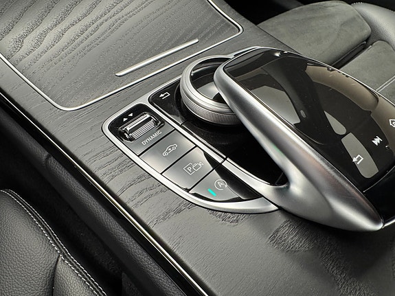 Mercedes-Benz C220 d 24 of 30