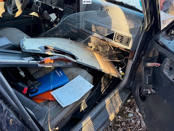 Jeep Cherokee 16 of 23