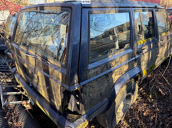 Jeep Cherokee 7 of 23