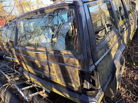 Jeep Cherokee 6 of 23