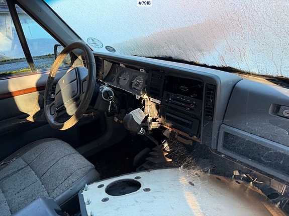 Jeep Cherokee 10 of 23