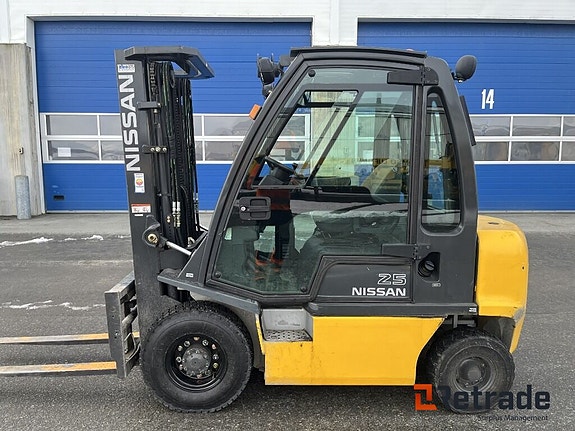 Nissan FDO 2A250