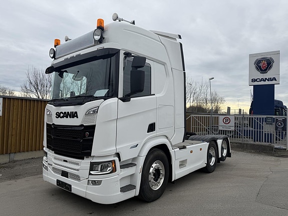 Scania R 560 A6x2NB
