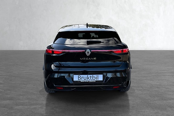 Solid støydemping gir en rolig og komfortabel kjøreopplevelse også på motorvei.