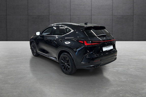Lexus NX450h 3 of 21