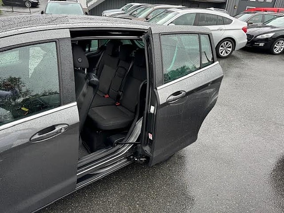 Ford B-MAX 12 of 30