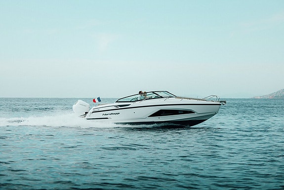 Rentekampanje 1,99% i 3 år (9.627,-) Nordkapp 830 Noblesse - Mercury 400 V10